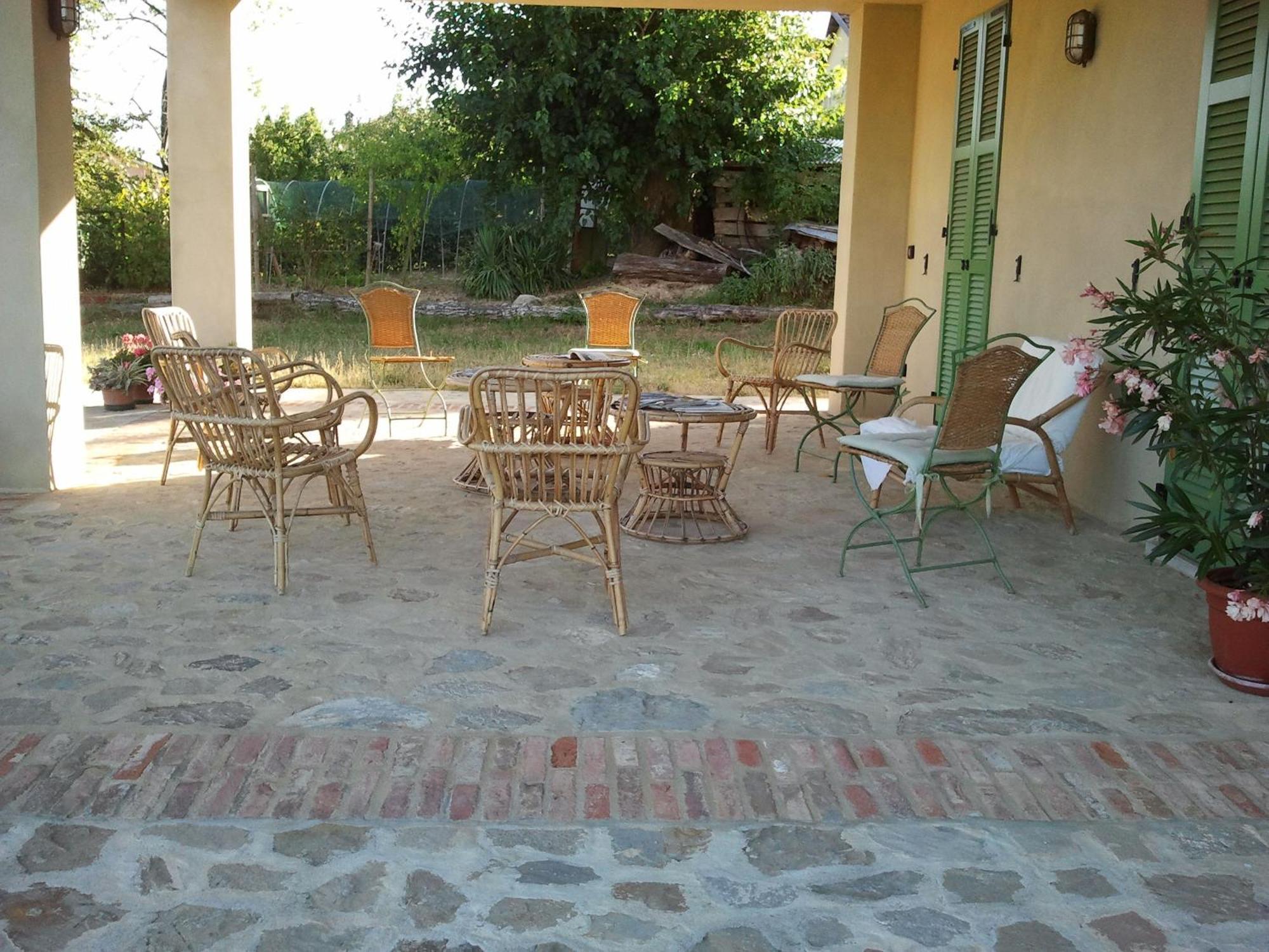 Locanda San Lorenzo Roddino ภายนอก รูปภาพ