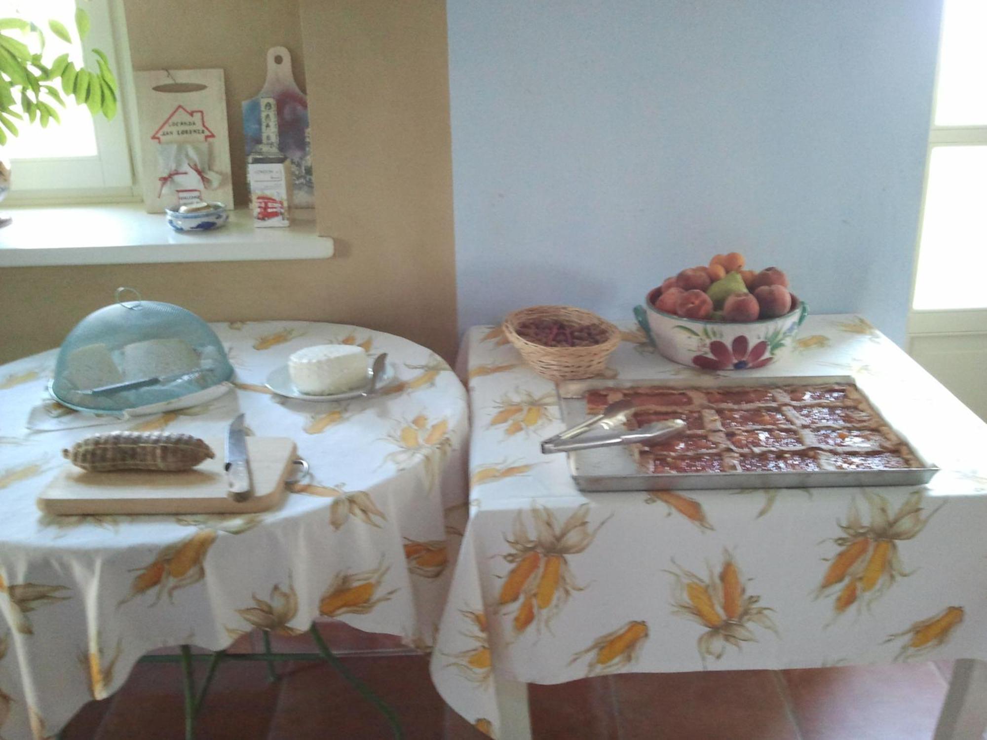 Locanda San Lorenzo Roddino ภายนอก รูปภาพ